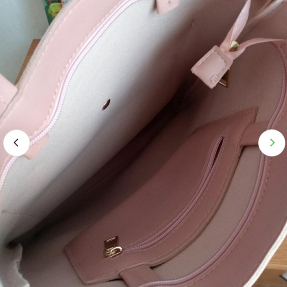 Tote bag With matching pompom key chain - Picture 5 of 9